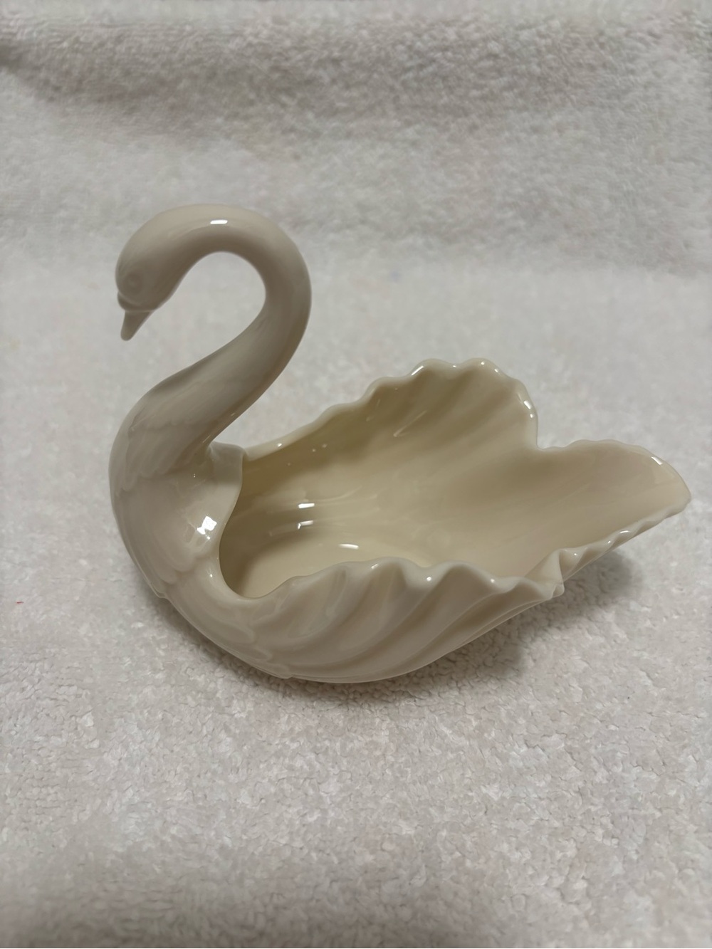 Lenox Cream Ceramic Swan Decorative Dish - Home Art Accent
